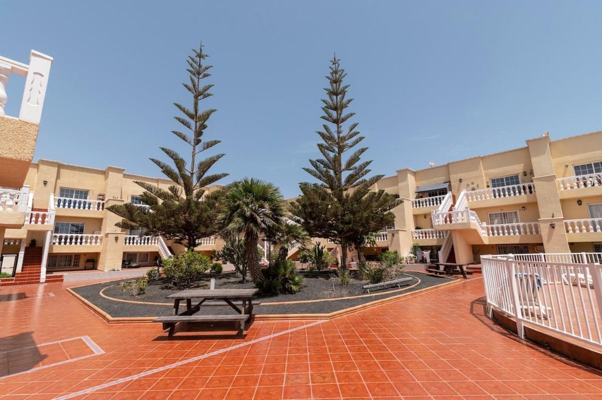 Lightbooking Las Arenas Caleta De Fuste Bagian luar foto